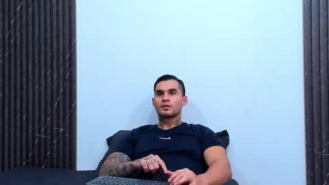 jacobsthorm online show from December 5, 3:50 am