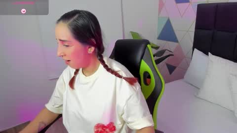 Jadde online show from October 3, 8:17 pm