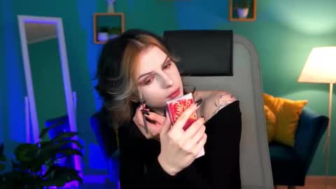 Snapshot of jade_castle chatting on February 21, 2:17 am jade_castle online show from February 21, 2:17 am