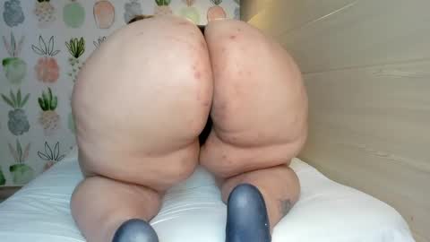 jade_cruz20 online show from January 24, 2:51 pm