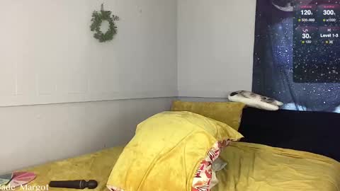 Jade Margot online show from February 17, 11:00 pm