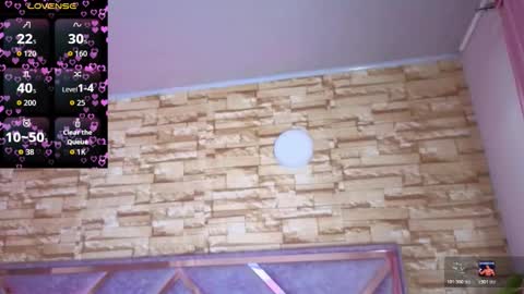 jade white  online show from January 12, 12:23 pm