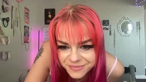 Jade Isabel online show from October 8, 3:51 pm