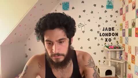 Snapshot of jadelondonxo chatting on March 8, 5:22 pm Jade online show from March 8, 5:22 pm