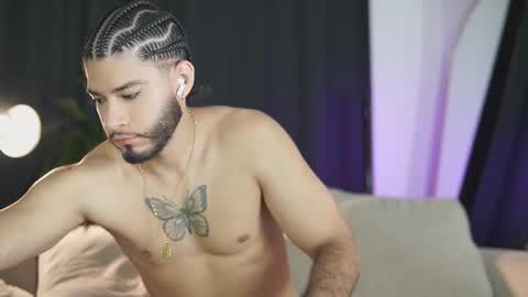 Jaden Feynman online show from March 11, 5:32 am