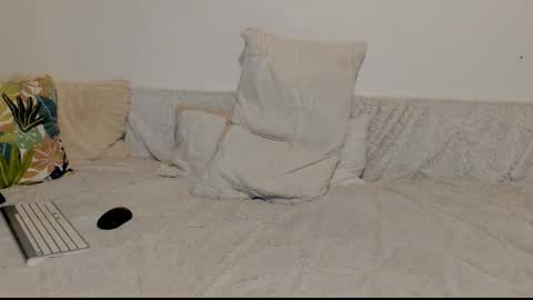 elena online show from November 27, 3:47 am