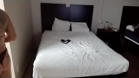 Jamie Rose Queenschild ever... online show from February 18, 6:02 am