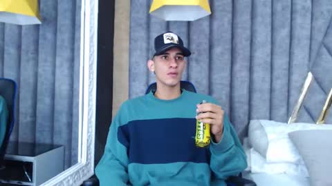 jakemoxleey online show from February 24, 12:05 pm