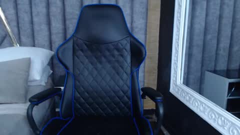 jakemoxleey online show from March 10, 6:38 am