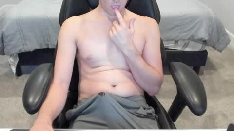 jakesnake442 online show from April 12, 3:10 am