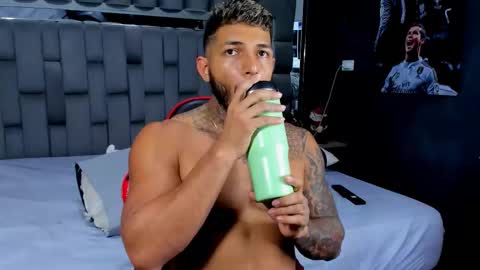 my name is sebas If you come here dont hesitate to say hello Im a guy who really likes having conversations and having hot online show from February 5, 4:54 pm