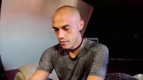 GiakyFaqk online show from September 11, 2:51 pm