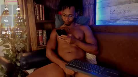   online show from February 9, 9:02 am