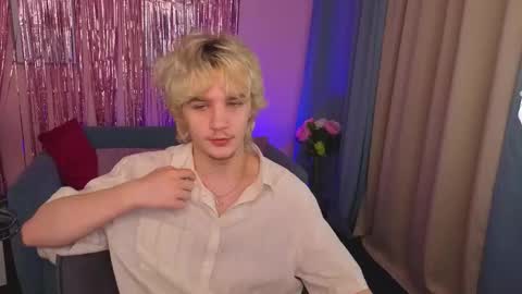 JameMiller online show from February 16, 7:06 am