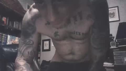 james091979 online show from November 23, 7:34 pm