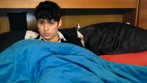 james2002og online show from July 25, 12:08 am