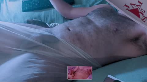 Snapshot of jameshetfield450 chatting on January 22, 10:07 am James Clapeyron online show from January 22, 10:07 am