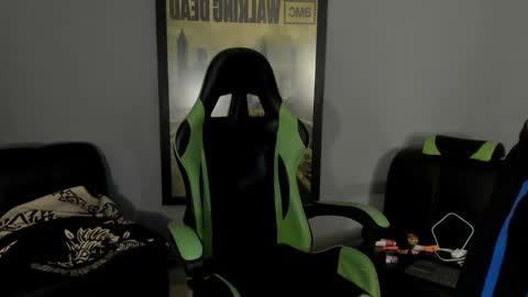 Jamesinked  online show from February 2, 2:38 am