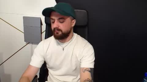Snapshot of jamesmyersx chatting on September 17, 5:33 am JamesMyers online show from September 17, 5:33 am