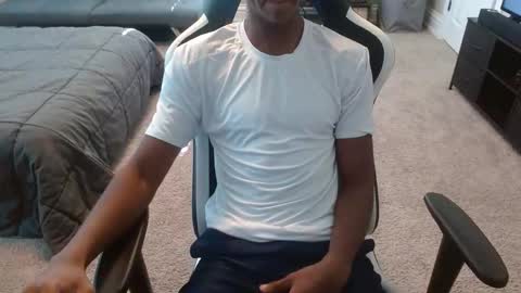 jamessbaker online show from April 26, 9:12 pm