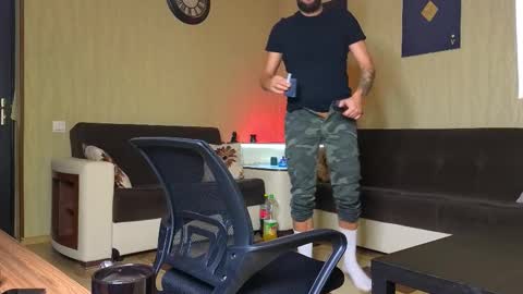 Robbie online show from October 6, 4:52 am