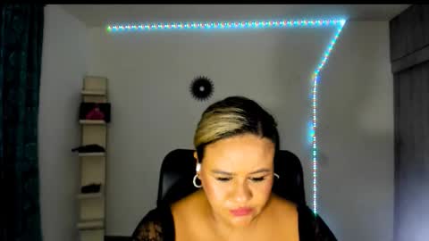 jan_milkhot online show from February 18, 3:50 am