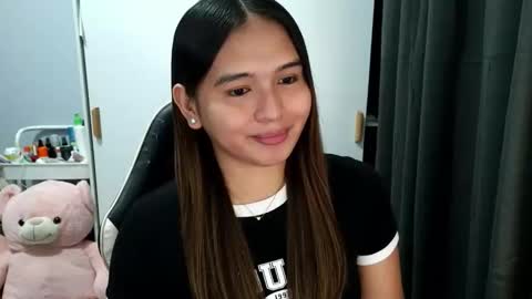 Snapshot of jane_bratxxx chatting on October 23, 10:43 pm YOUR LOVELY JANE online show from October 23, 10:43 pm