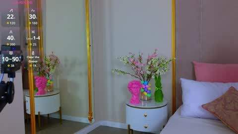 your kitty JANE roawww online show from April 8, 5:05 pm