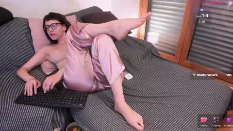 JaneLyrne online show from March 25, 11:39 am