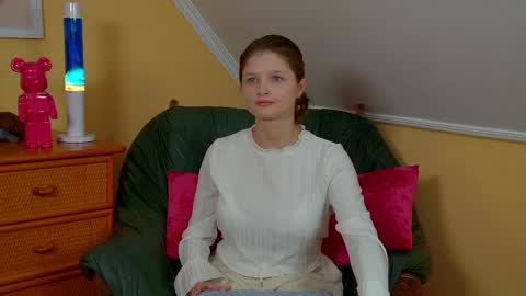 jane online show from September 10, 6:25 am