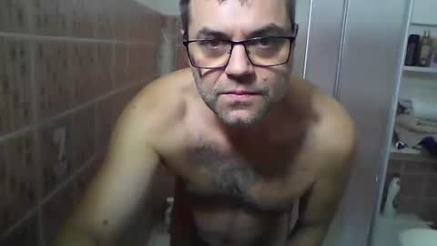 Snapshot of jankoren123456789 chatting on October 25, 10:36 am mature-man online show from October 25, 10:36 am