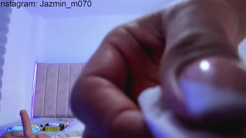 Jane online show from March 19, 8:20 am