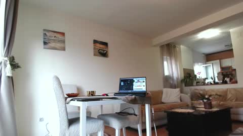 jaqueline88 online show from September 14, 6:04 am