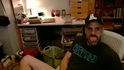 jareth_returns online show from September 14, 1:52 am