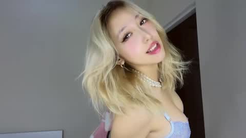 Jasmine online show from March 31, 7:58 pm