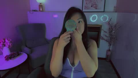 Jasmine online show from November 12, 5:43 am