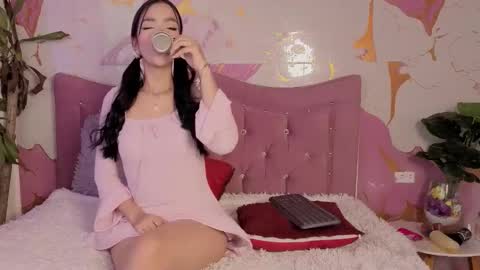 jasmine_star12 online show from February 20, 3:36 pm