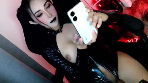 lavander  not for free show  online show from October 27, 7:14 pm