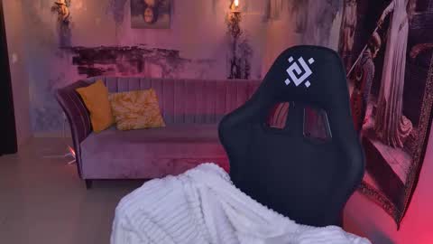 Jasmine online show from February 3, 5:05 am