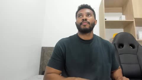 Snapshot of jason_fenix chatting on September 30, 5:01 pm Jason online show from September 30, 5:01 pm