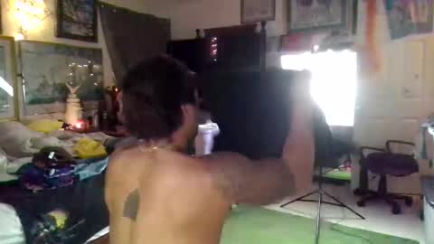 jj online show from March 26, 1:44 am