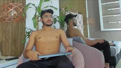 Jay Rock online show from November 26, 3:59 am