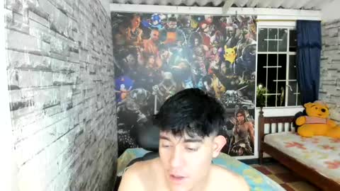 jay_peep online show from July 7, 12:12 am