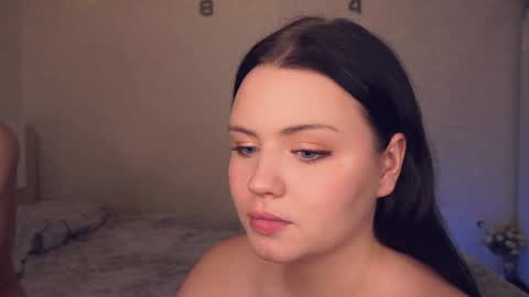 JayBeatrice online show from January 29, 5:45 pm