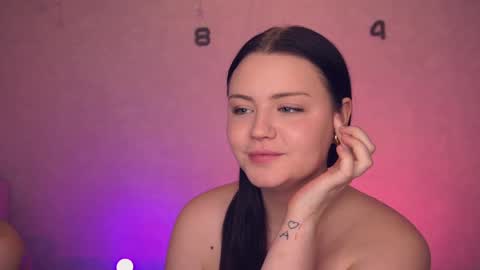 JayBeatrice online show from January 26, 5:45 am