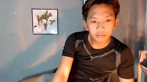 jay_xxx24 online show from April 24, 5:26 pm