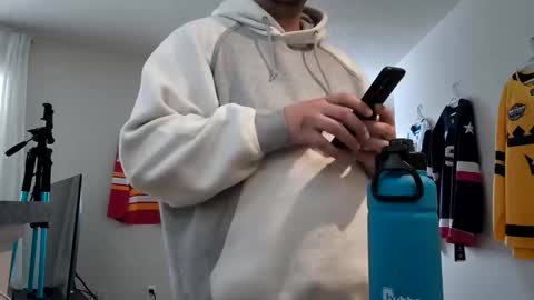 jaybee337475 online show from April 2, 11:22 pm