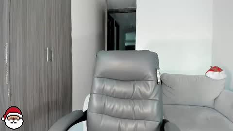 jaythomax online show from December 22, 10:16 pm