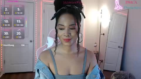 Jazmine Fox online show from March 19, 5:40 pm