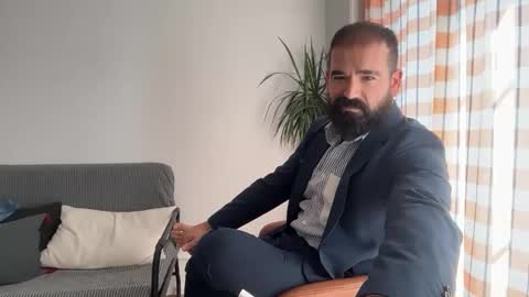 jbearbearbear online show from September 11, 10:49 am